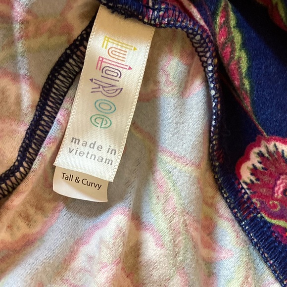 Soft, comfy leggings. - Picture 2 of 3